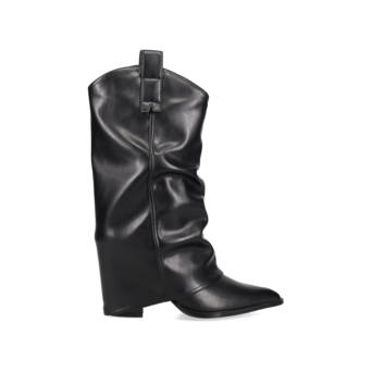 Black western boot