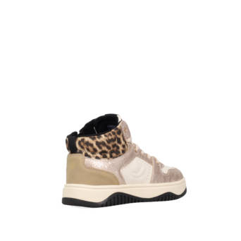 Kid''s white sneaker