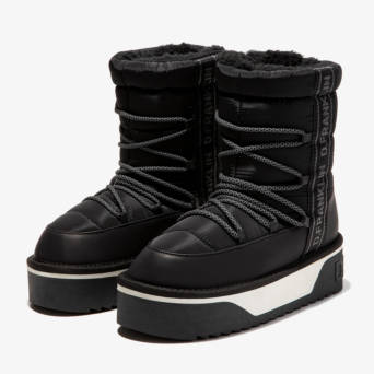 Black platform bootie