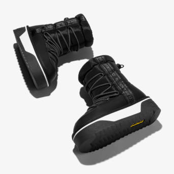 Black platform bootie