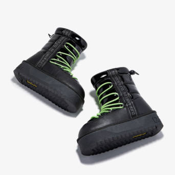 Black platform bootie