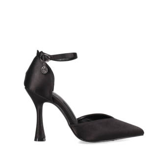 Black satin pump