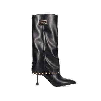 Black boot with gaiter