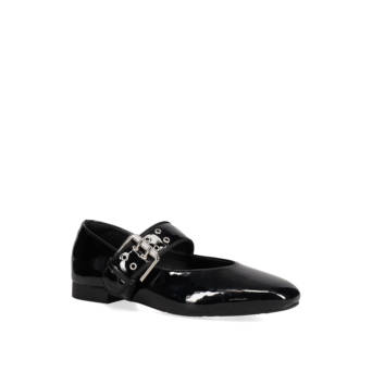 Black patent ballet flat