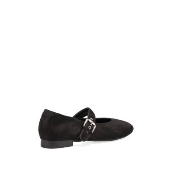 Black ballet flat