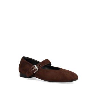 Brown ballet flat