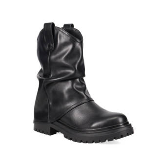 Black boot with gaiter