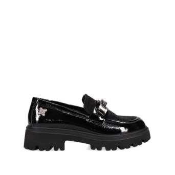 Μαύρο loafer λουστρίνι