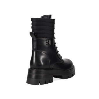 Μαύρο αρβυλάκι