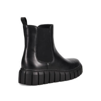 Black leather bootie