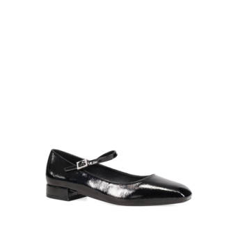 Black patent ballet flat