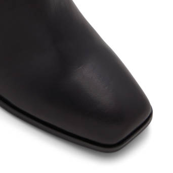 Black leather bootie REVA