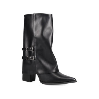 Black boot with gaiter