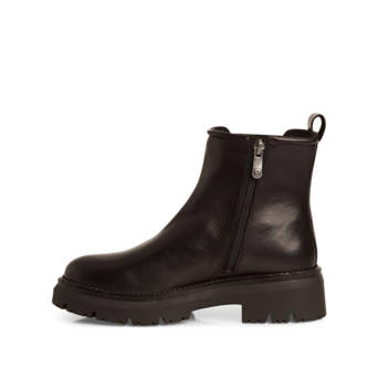Black leather Chelsea bootie