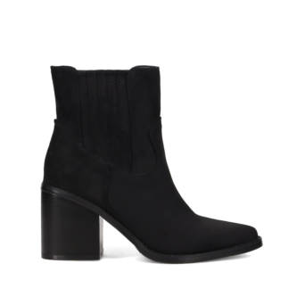 Μαύρο μποτάκι