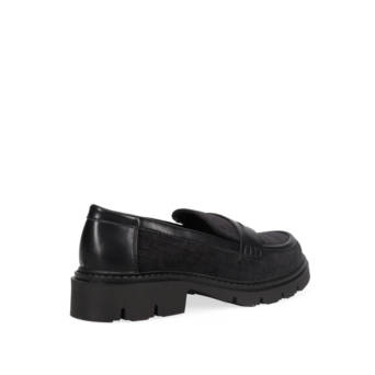 Μαύρο loafer