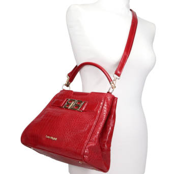 Κόκκινη τσάντα χειρός