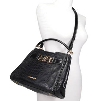 Μαύρη τσάντα χειρός