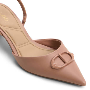 Beige slingback pump DELICATE