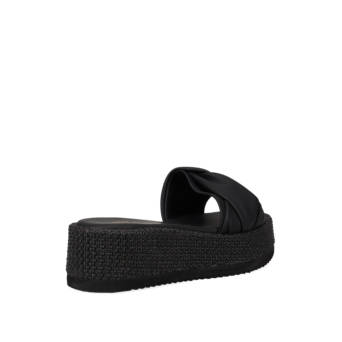 Μαύρο flatform σανδάλι