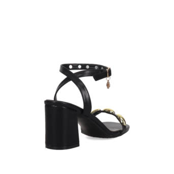 Black sandal
