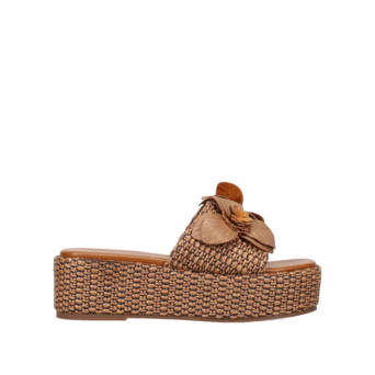 Brown flatform sandal