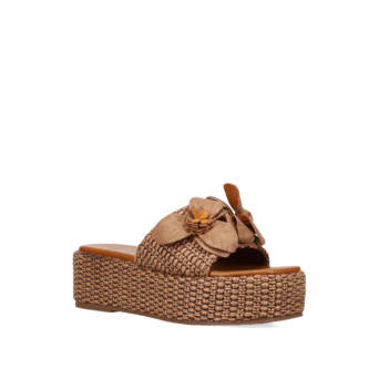 Brown flatform sandal