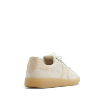 White sneaker CHICKSNEAKER