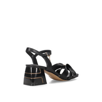 Black sandal