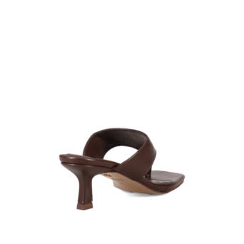 Brown mule
