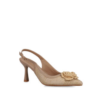 Beige woven pump