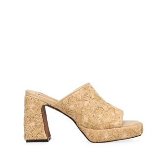 Beige mule