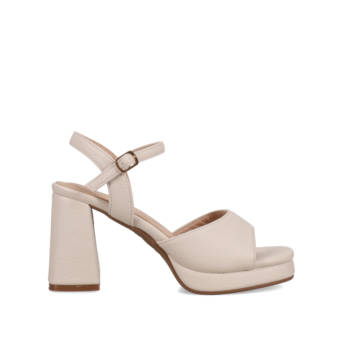Ecru sandal
