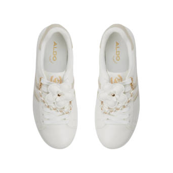 White sneaker CHICSNEAKER