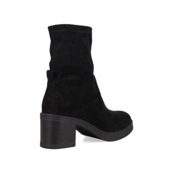 Black bootie