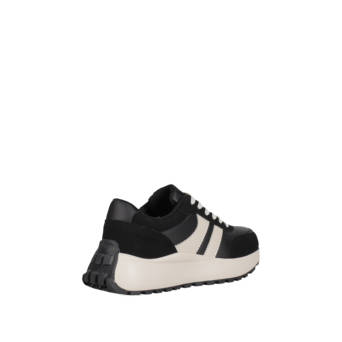 Μαύρo sneaker