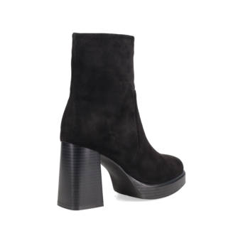 Black bootie