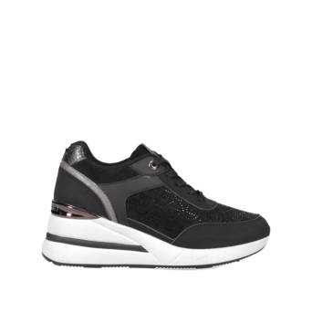 Μαύρο sneaker