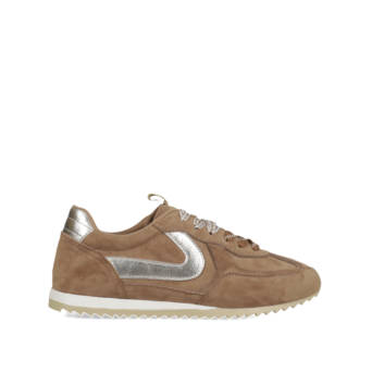 Camel sneaker