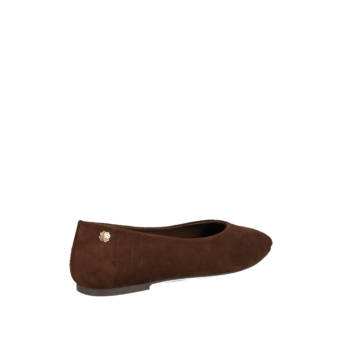 Brown ballet flat