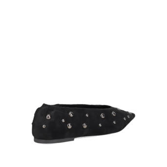 Black ballet flat