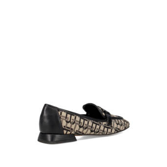 Μαύρο loafer