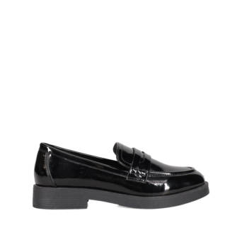 Μαύρο loafer λουστρίνι