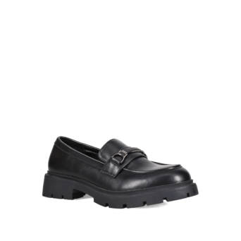 Black chunky loafer