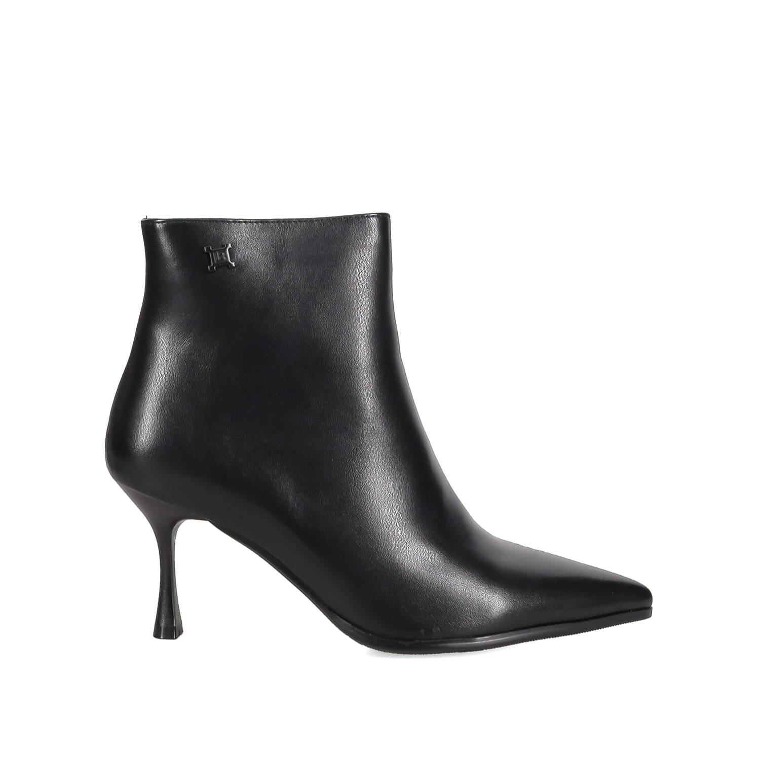 Μαύρο μποτάκι