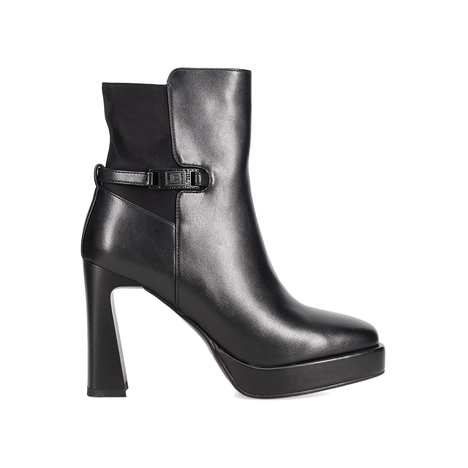 Μαύρο μποτάκι