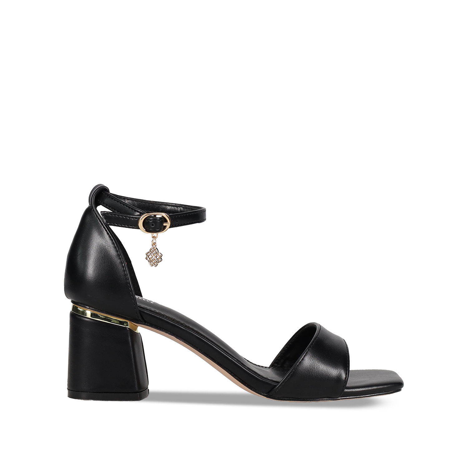 Μαύρο πέδιλο