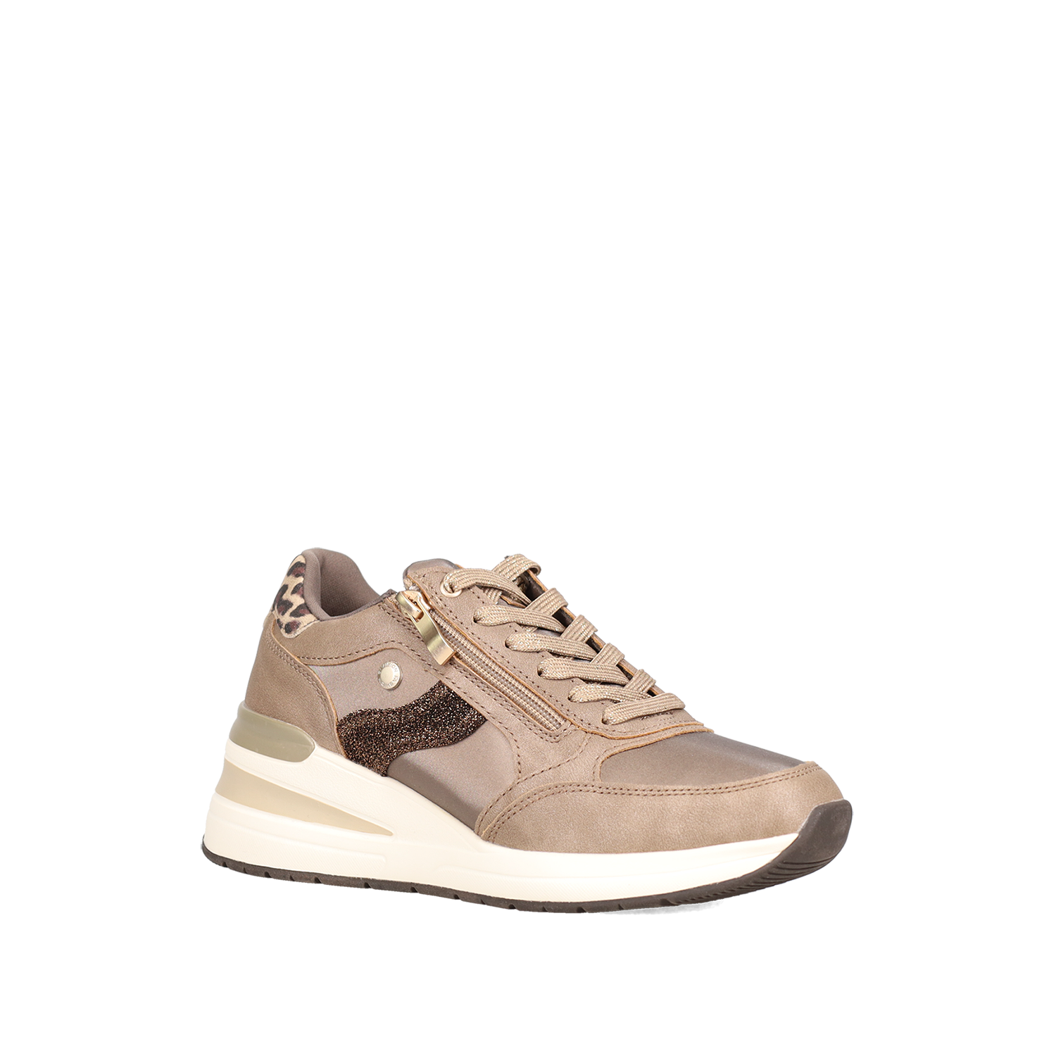 Taupe sneaker φωτογραφία
