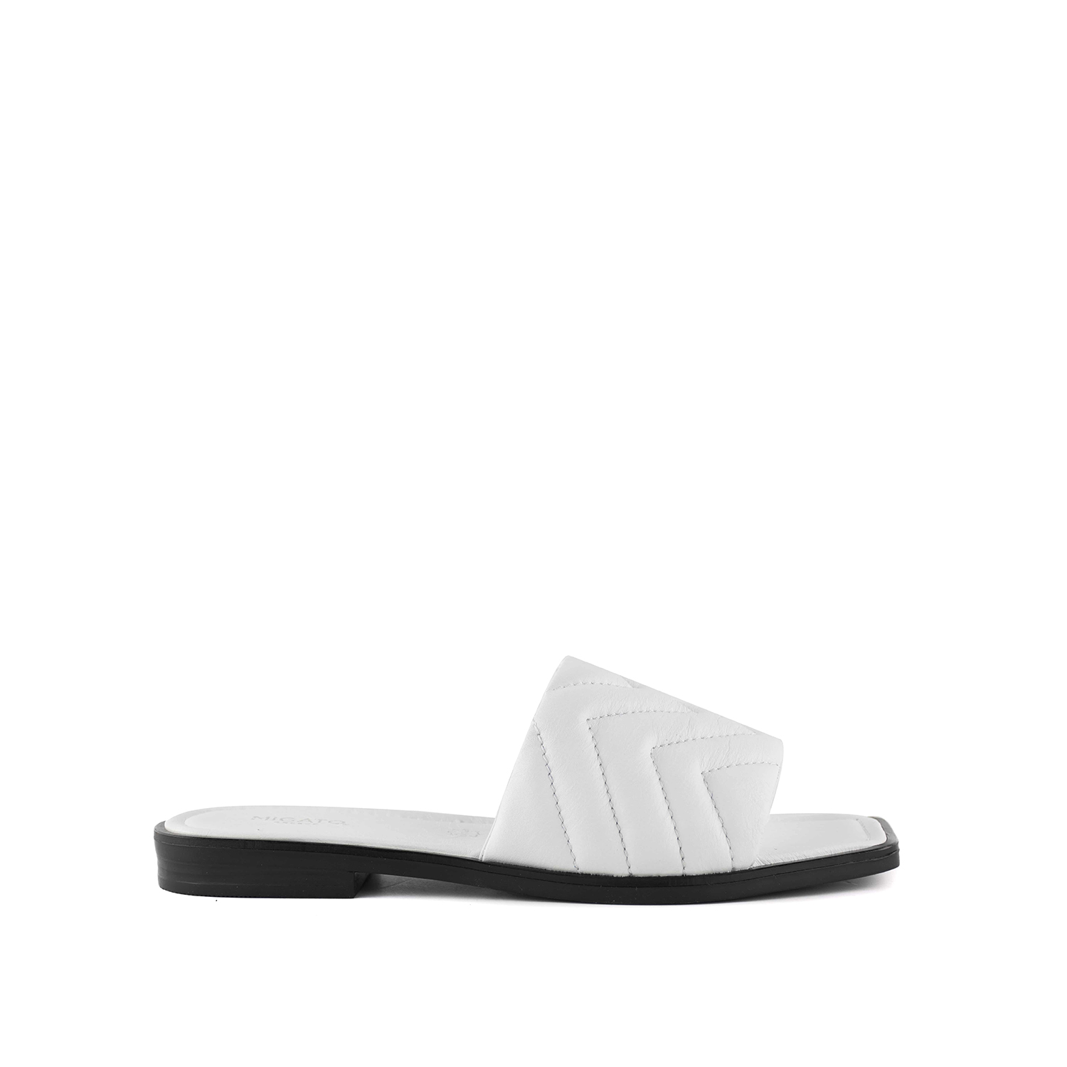 Λευκό δερμάτινο σανδάλι