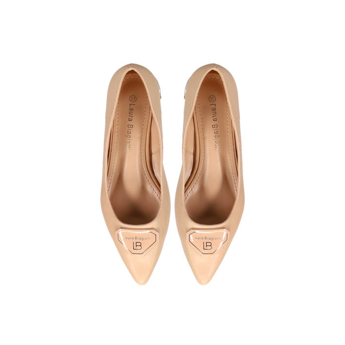 Beige pointed ballet flat